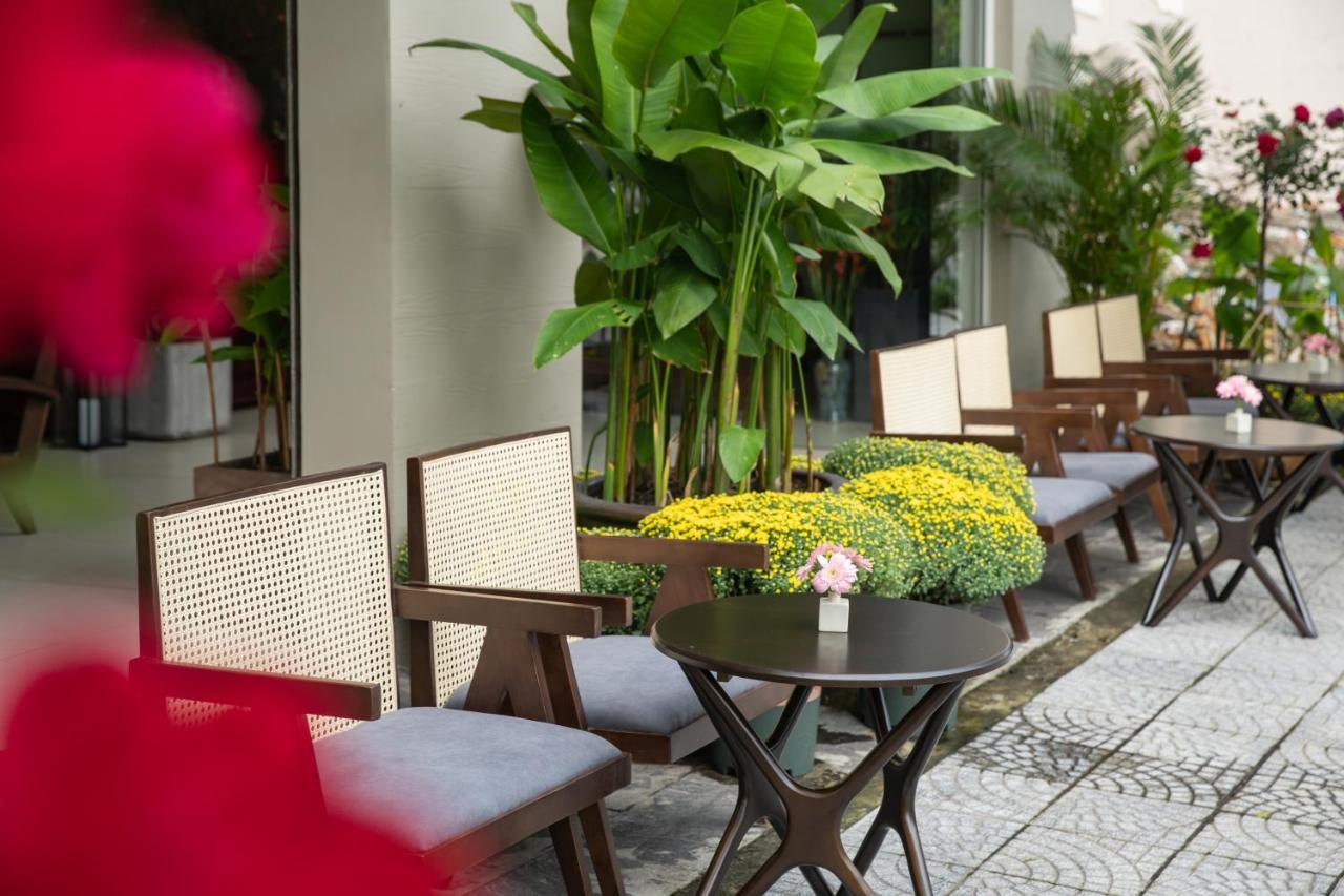 Tashi Park View Hotel & Apartment Da Nang Exteriör bild
